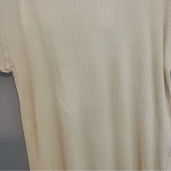 Ribbed T-shirt - Picture 5 of 10